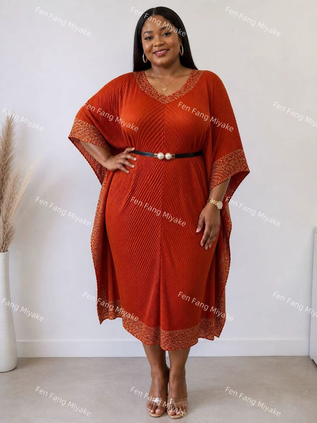 Elegant Pleated Maxi Dress thumbnail 3